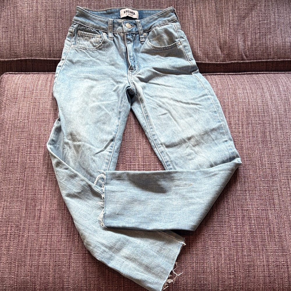 RSQ Vintage Mom Jeans Size 23